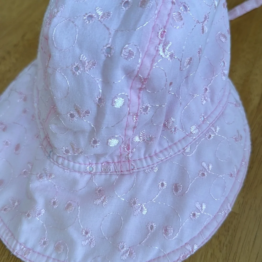 Vintage Pink Eyelet Kids Sun Hat Multiple Size Toddler Adjusts with Ribbon